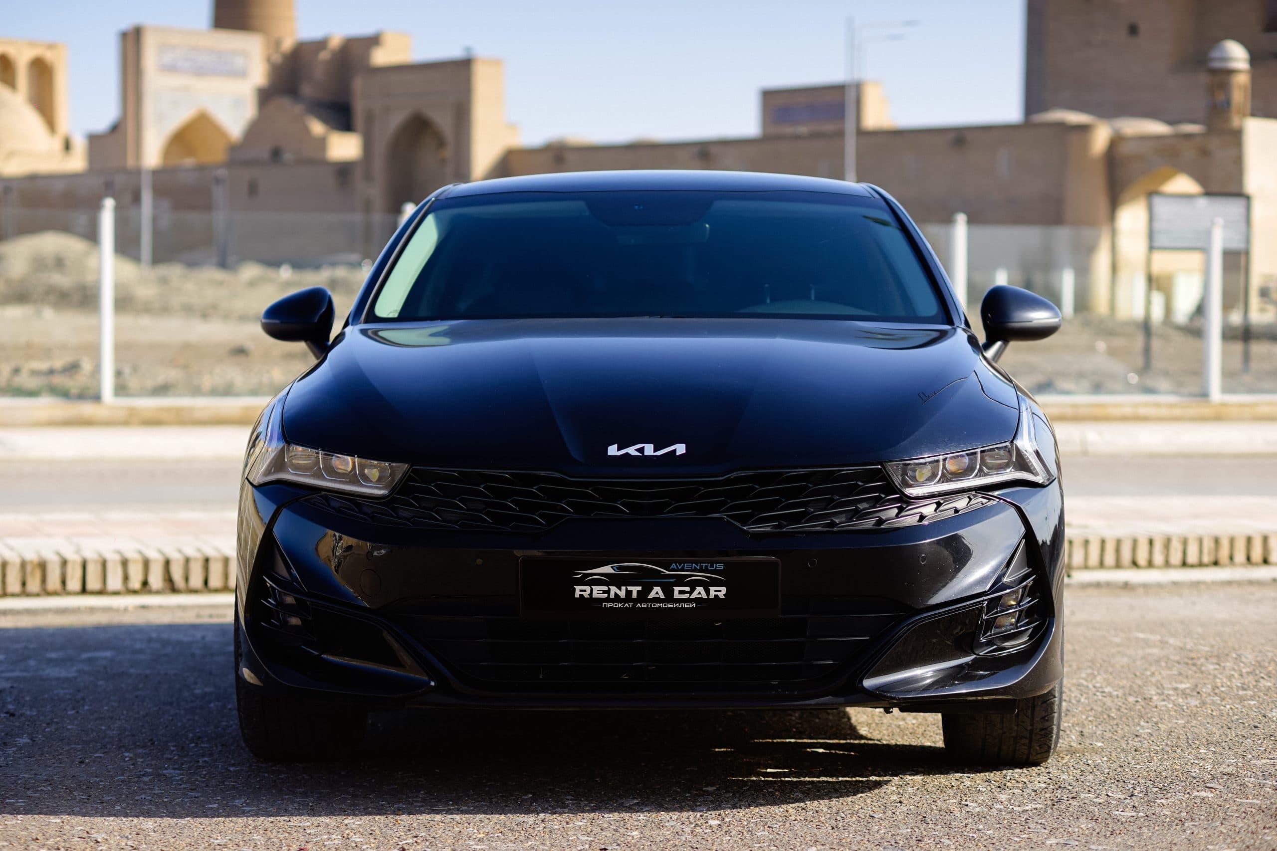 Kia K5 — аренда в Бухаре
